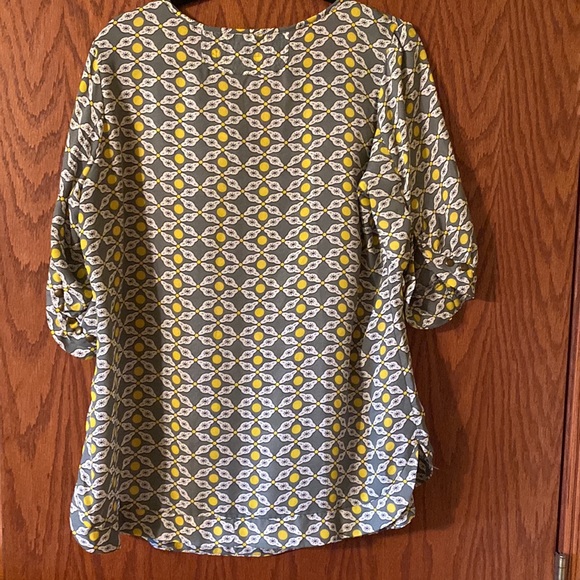Nostalgia 3/4 Sleeve Blouse - Picture 4 of 5